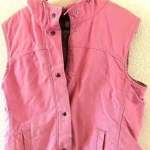 Women’s Carhartt pink work vest size medium